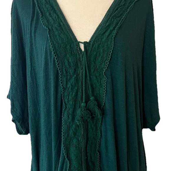 torrid Tops - Torrid Textured Jersey V-Neck Lace Up Dolman Top Stretch Green Womens Size 1